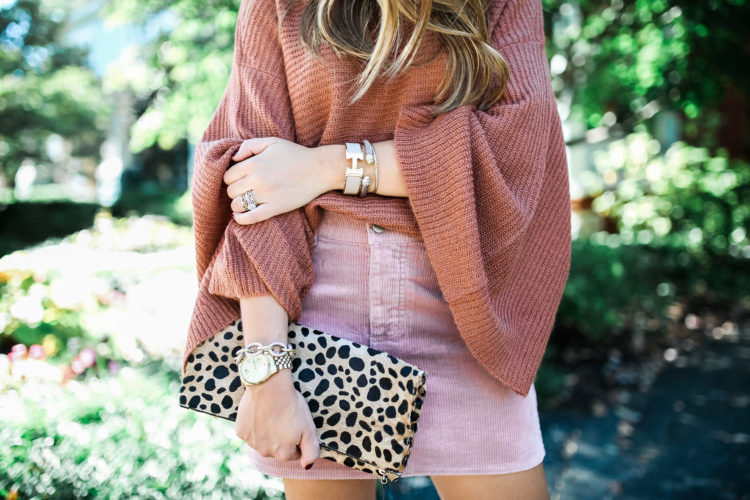 Fall Color Combo / Affordable Bell Sleeve Sweater