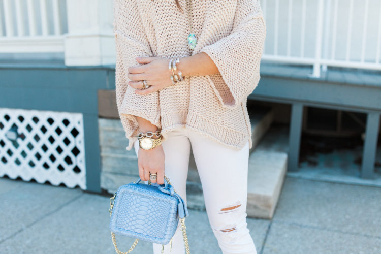 Neutral Spring Outfit / Kendra Scott Jewelry