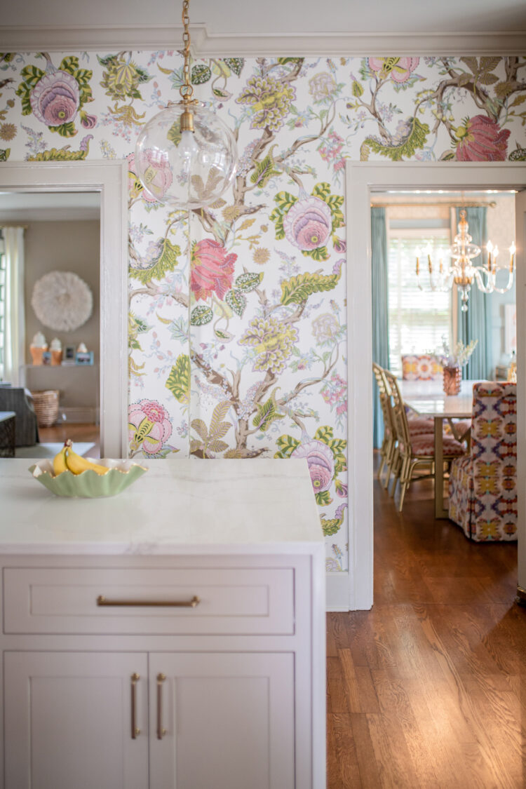 Kitchen Wallpaper by Schumacher / Glitter & Gingham